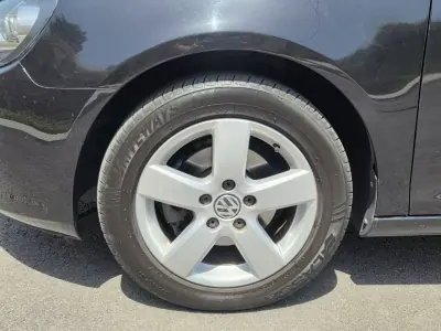 Volkswagen Golf Variant 2012 - 7900 EUR, 163000 km - AUTO.MOTO.pt - 163000km - foto 14 de 15
