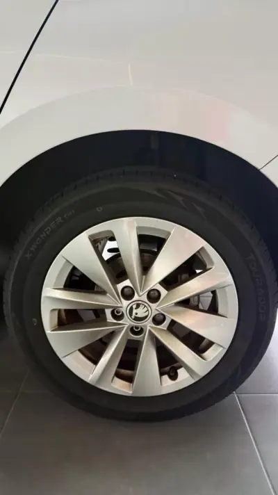 Skoda Scala 2023 - 15250 EUR, 67400 km - 67400km - foto 9 de 16