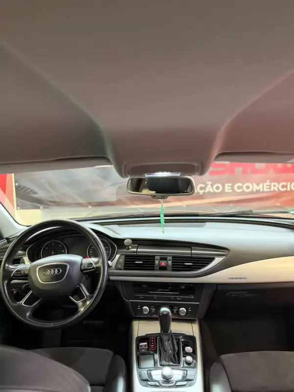 Audi A7 Sportback 2017 - 29900 EUR, 146000 km - AUTO.MOTO.pt - 146000km - foto 5 de 10