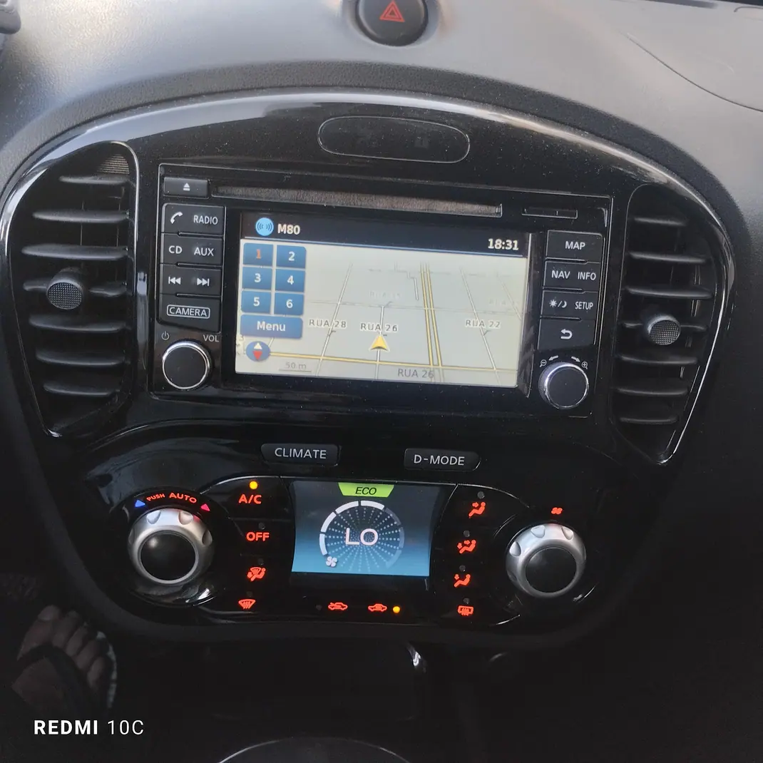 Nissan Juke 2015 - 8800 EUR, 124000 km - 124000km - foto 10 de 11
