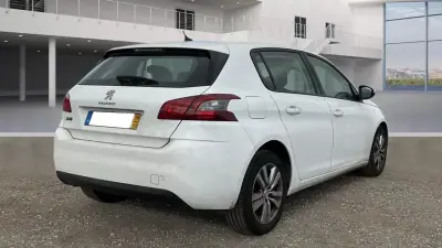 Peugeot 308 2019 - 13999 EUR, 75015 km - AUTO.MOTO.pt - 75015km - foto 3 de 8