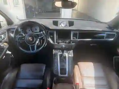 Porsche Macan 2015 - 39500 EUR, 156000 km - 156000km - foto 4 de 7