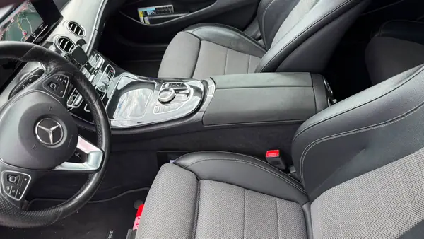 Mercedes-Benz E 220 2017 - 15500 EUR, 450000 km - AUTO.MOTO.pt - 450000km - foto 16 de 24