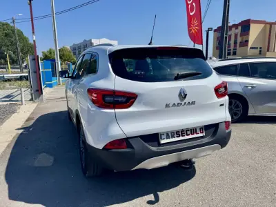 Renault Kadjar 2015 - 14750 EUR, 131333 km - AUTO.MOTO.pt - 131333km - foto 4 de 28