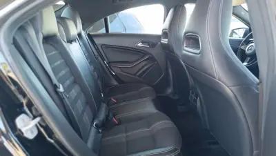 Mercedes-Benz CLA 220 2017 - 26900 EUR, 106416 km - AUTO.MOTO.pt - 106416km - foto 16 de 23