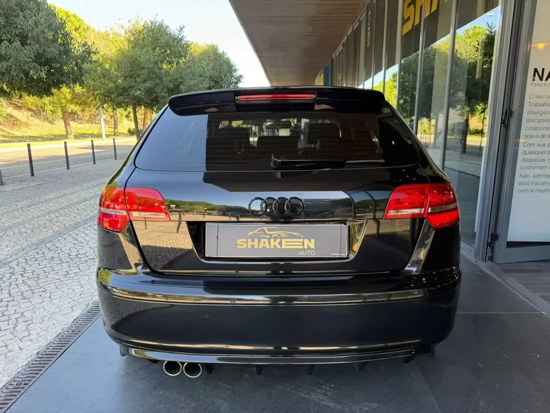 Audi A3 Sportback 2005 - 7450 EUR, 381176 km - 381176km - foto 8 de 18