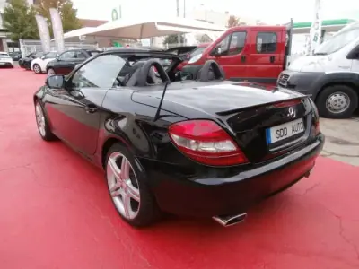 Mercedes-Benz SLK 200 2010 - 16000 EUR, 176098 km - AUTO.MOTO.pt - 176098km - foto 4 de 32