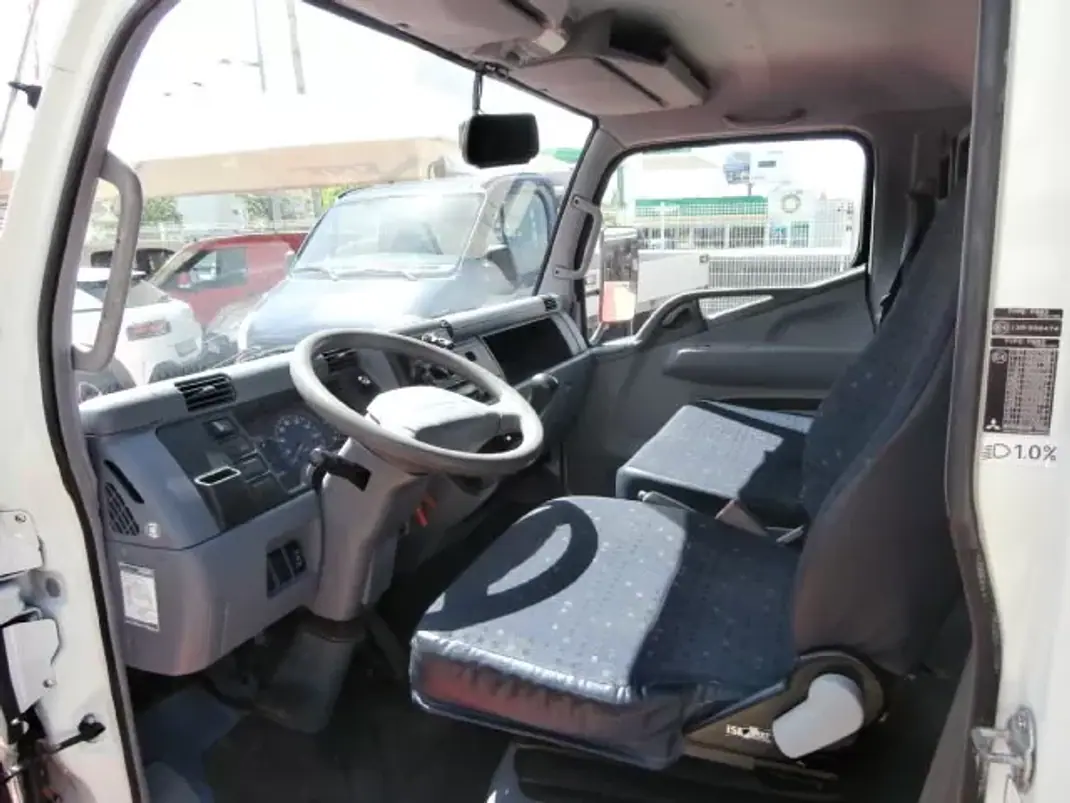 Mitsubishi 2007 - 19000 EUR, 154309 km - AUTO.MOTO.pt - 154309km - foto 16 de 25