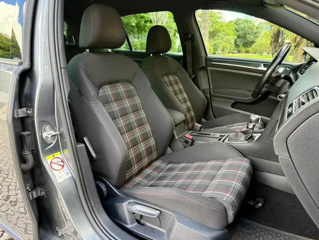 Volkswagen Golf 2019 - 26490 EUR, 113600 km - 113600km - foto 17 de 34
