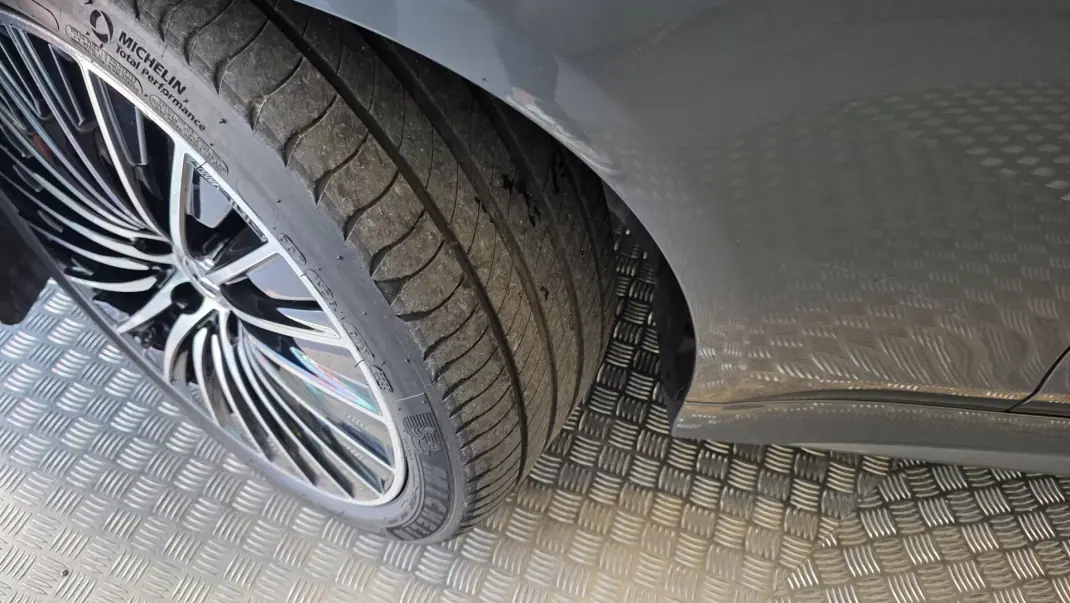 Mercedes-Benz CLS 400 2019 - 44500 EUR, 165703 km - AUTO.MOTO.pt - 165703km - foto 37 de 73