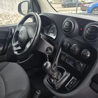 Mercedes-Benz Citan 109 cdi longa c/iva 2016 - 8950 EUR, 197274 km - AUTO.MOTO.pt - 197274km - foto 10 de 14