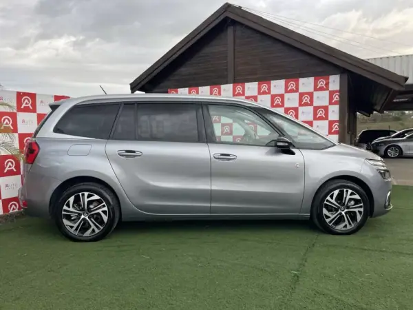 Citroën Grand C4 Spacetourer 2021 - 22490 EUR, 84915 km - AUTO.MOTO.pt - 84915km - foto 2 de 22