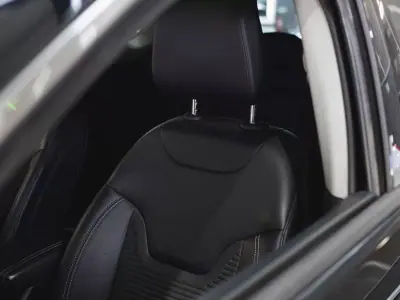 Jeep Compass 2021 - 20990 EUR, 132000 km - AUTO.MOTO.pt - 132000km - foto 23 de 23