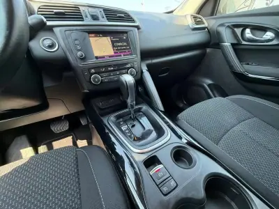 Renault Kadjar 2017 - 14900 EUR, 124200 km - AUTO.MOTO.pt - 124200km - foto 6 de 52