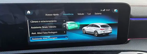 Mercedes-Benz CLA 250 2022 - 33999 EUR, 70000 km - AUTO.MOTO.pt - 70000km - foto 21 de 34