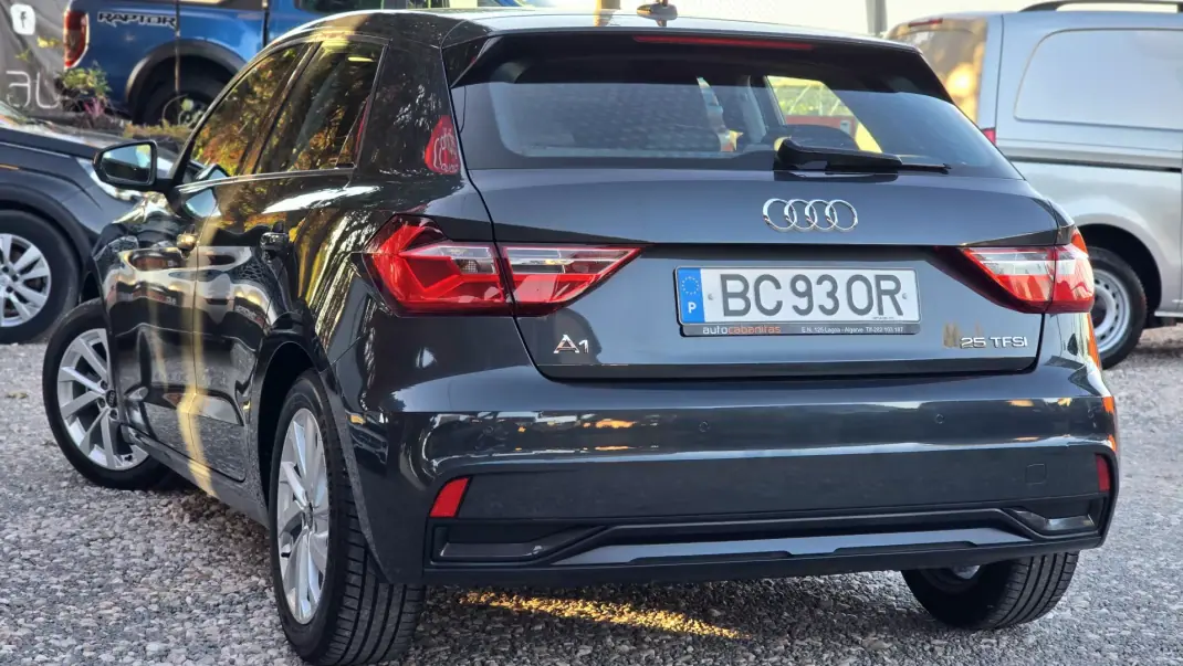 Audi A1 Sportback 2023 - 17750 EUR, 74700 km - 74700km - foto 7 de 22