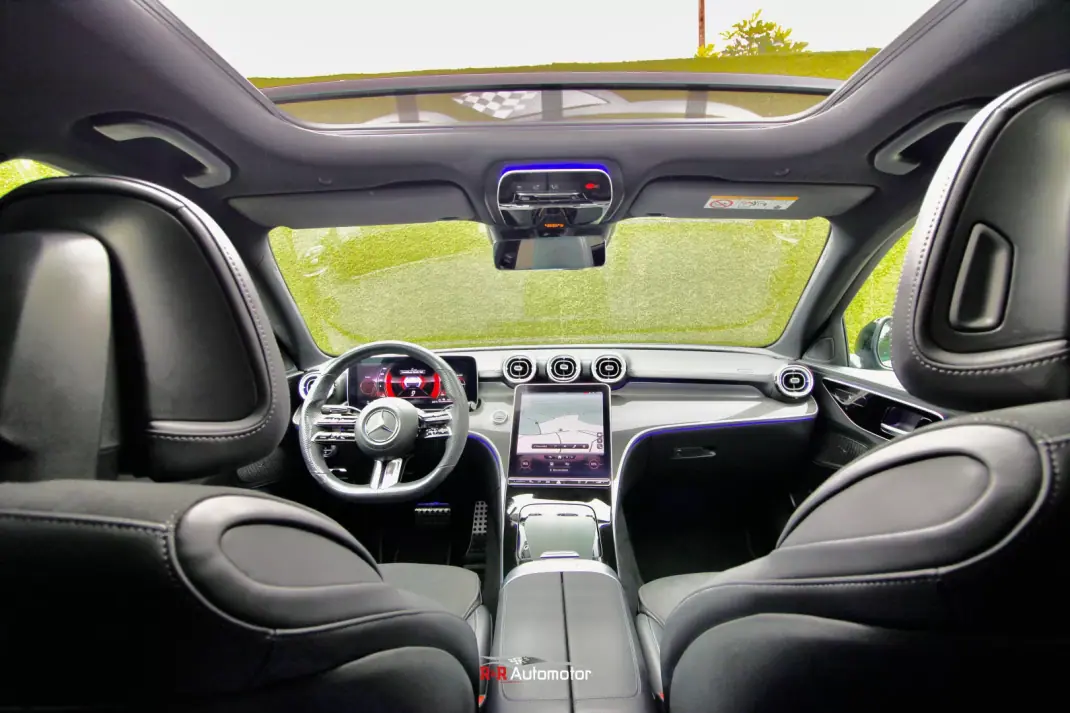 Mercedes-Benz C 300 2022 - 43500 EUR, 65000 km - AUTO.MOTO.pt - 65000km - foto 21 de 47