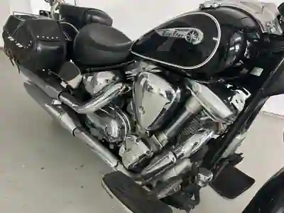 Yamaha XV 2005 - 8500 EUR, 42000 km - AUTO.MOTO.pt - 42000km - foto 9 de 23