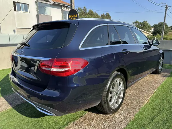 Mercedes-Benz C 180 2017 - 15900 EUR, 249000 km - AUTO.MOTO.pt - 249000km - foto 9 de 58