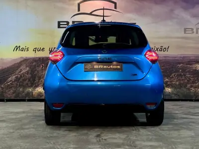 Renault Zoe 2020 - 13900 EUR, 105098 km - AUTO.MOTO.pt - 105098km - foto 7 de 28