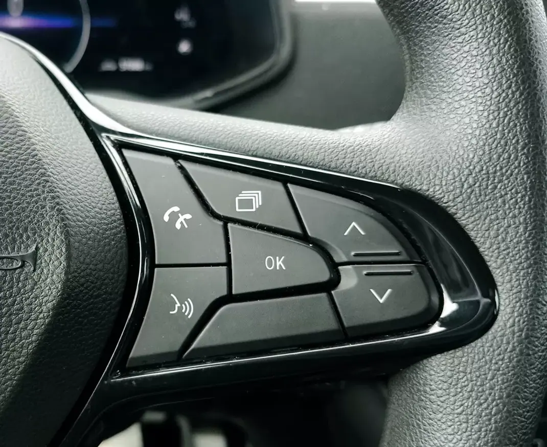 Renault Zoe 2023 - 19490 EUR, 56678 km - 56678km - foto 14 de 28