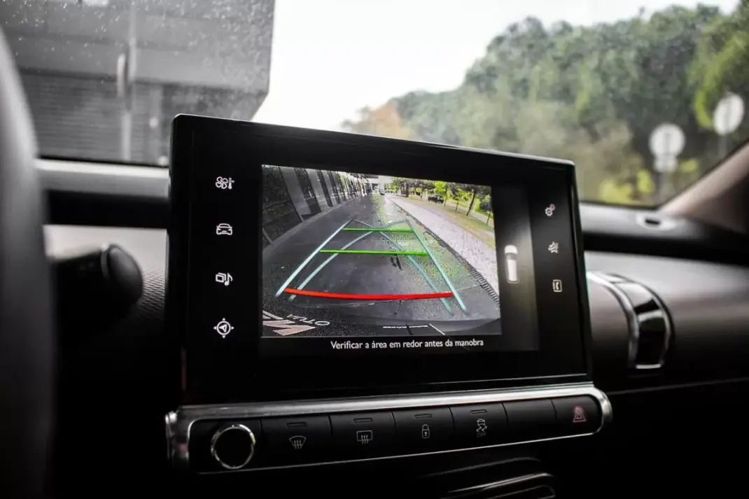 Citroën C4 Cactus 2016 - 10550 EUR, 98640 km - AUTO.MOTO.pt - 98640km - foto 42 de 42