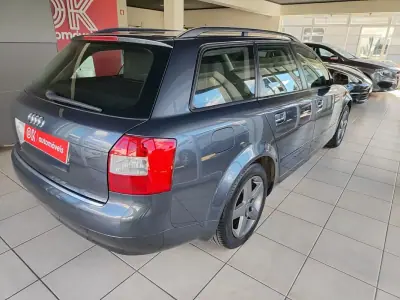 Audi A4 Avant 2004 - 6250 EUR, 348000 km - AUTO.MOTO.pt - 348000km - foto 11 de 34