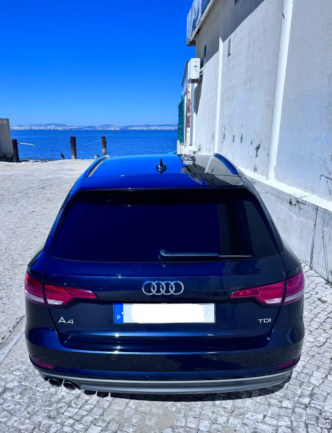 Audi A4 Avant 2017 - 19990 EUR, 228000 km - AUTO.MOTO.pt - 228000km - foto 3 de 10