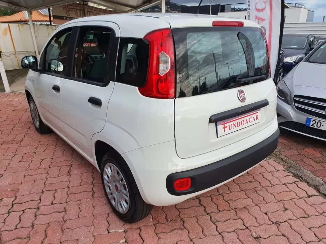 Fiat Panda 2020 - 10950 EUR, 68000 km - AUTO.MOTO.pt - 68000km - foto 4 de 11