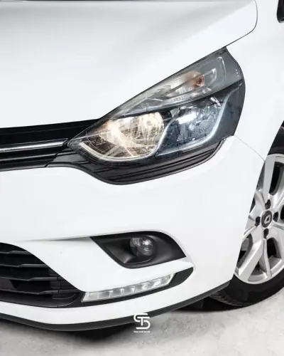 Renault Clio 2019 - 10450 EUR, 79000 km - AUTO.MOTO.pt - 79000km - foto 10 de 19