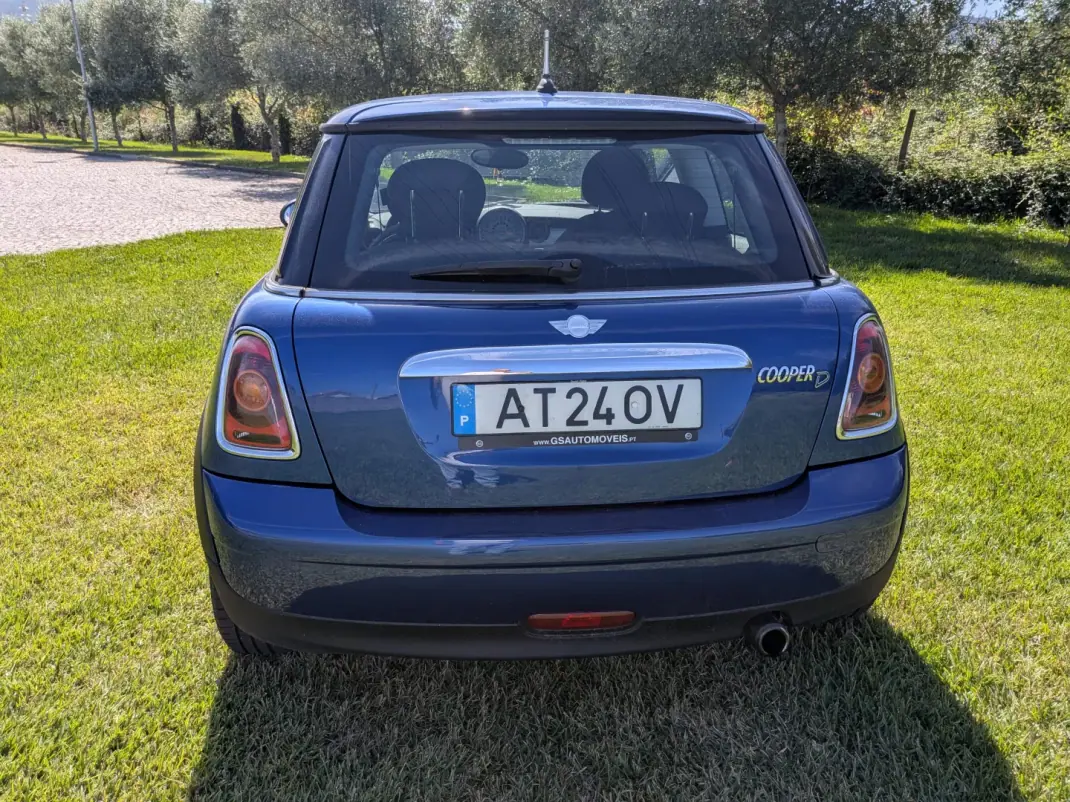 MINI Cooper 2008 - 6990 EUR, 195000 km - 195000km - foto 3 de 11