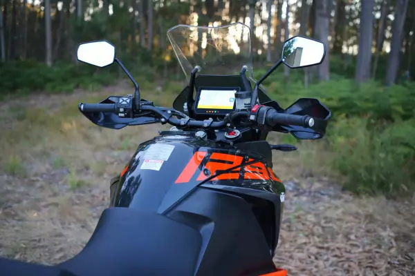 KTM 1290 Super Adventure 2018 - 12490 EUR, 50500 km - AUTO.MOTO.pt - 50500km - foto 12 de 27