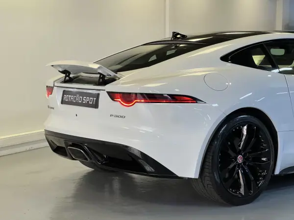 Jaguar F-Type 2019 - 47990 EUR, 45000 km - AUTO.MOTO.pt - 45000km - foto 29 de 47