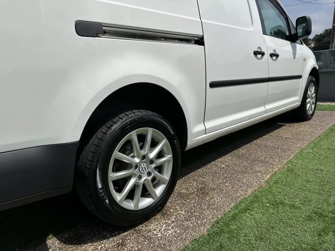 VW Caddy 2012 - 7900 EUR, 450000 km - 450000km - foto 22 de 45