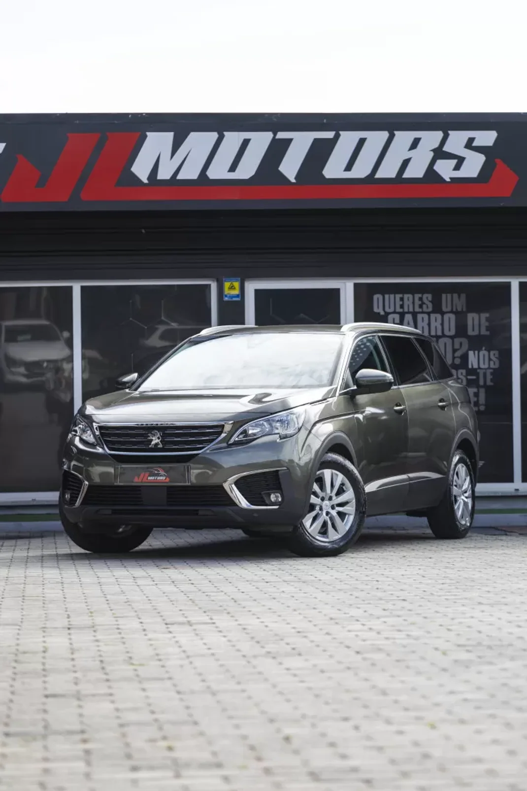 Peugeot 5008 2019 - 18900 EUR, 148184 km - AUTO.MOTO.pt - 148184km - foto 3 de 28