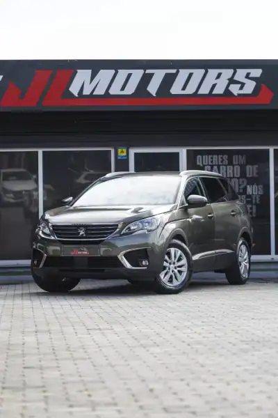 Peugeot 5008 2019 - 18900 EUR, 148184 km - AUTO.MOTO.pt - 148184km - foto 3 de 28