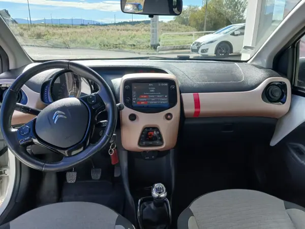 Citroën C1 2018 - 8960 EUR, 70600 km - AUTO.MOTO.pt - 70600km - foto 13 de 23