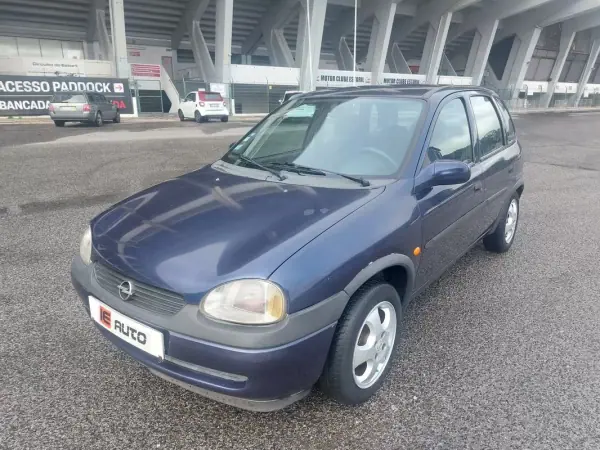 Opel Corsa 2000 - 2490 EUR, 137682 km - AUTO.MOTO.pt - 137682km - foto 2 de 27