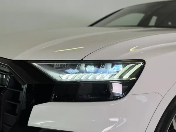 Audi SQ8 2019 - 99950 EUR, 49398 km - AUTO.MOTO.pt - 49398km - foto 20 de 56