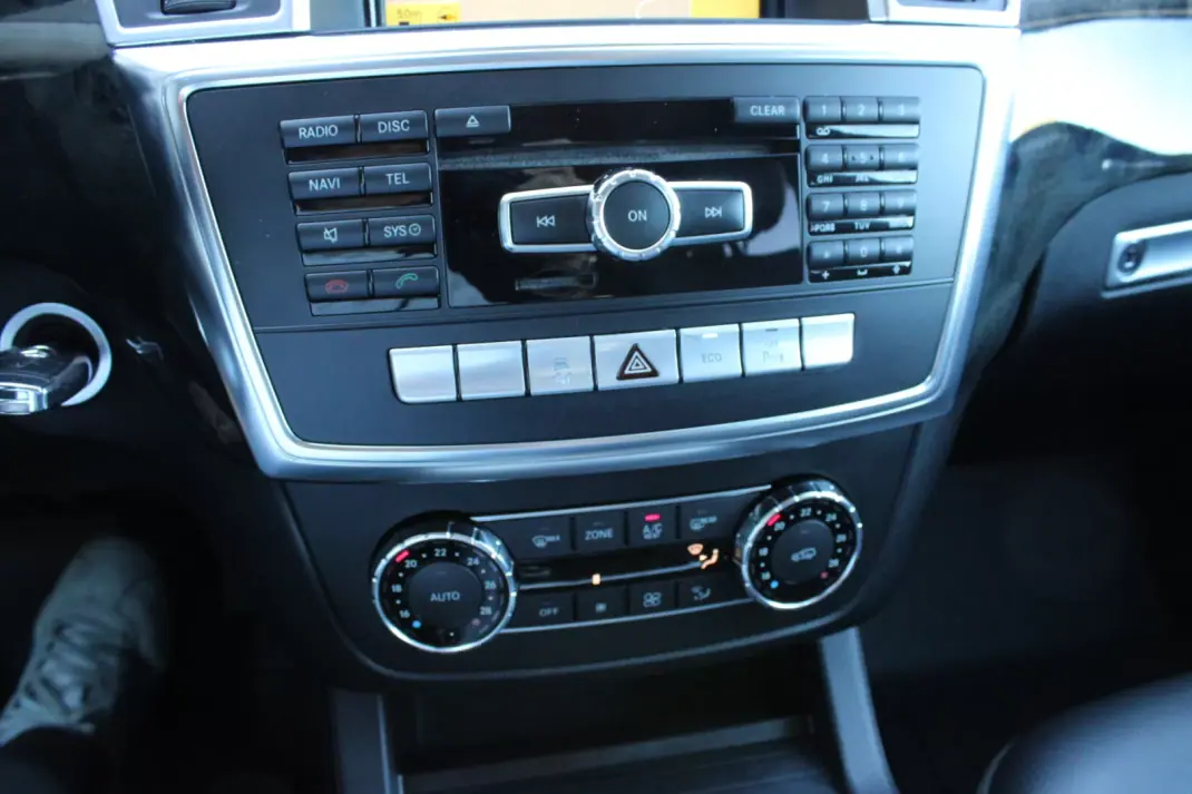Mercedes-Benz ML 350 2012 - 22500 EUR, 212000 km - 212000km - foto 26 de 28