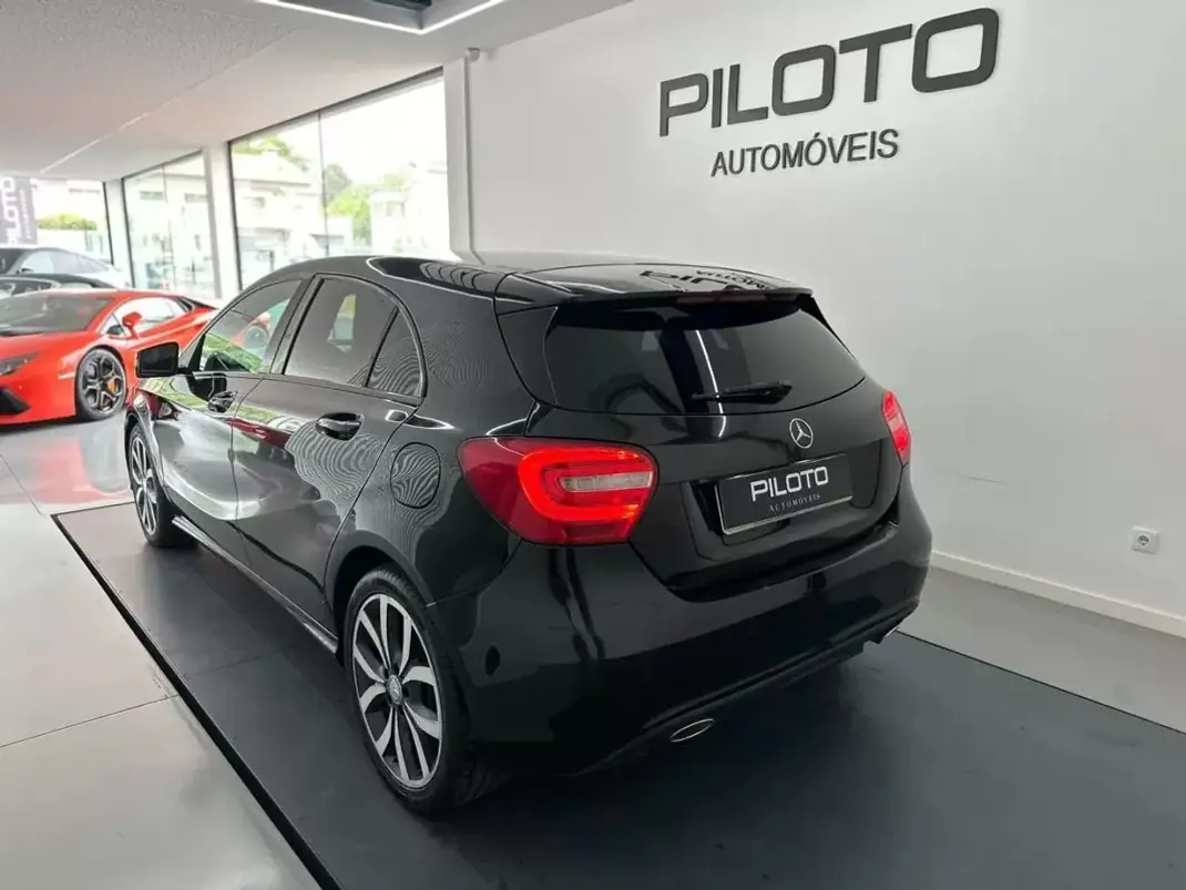 Mercedes-Benz A 180 2013 - 13490 EUR, 211541 km - AUTO.MOTO.pt - 211541km - foto 5 de 23