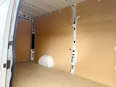 Opel 2023 - 28450 EUR, 75000 km - AUTO.MOTO.pt - 75000km - foto 20 de 20