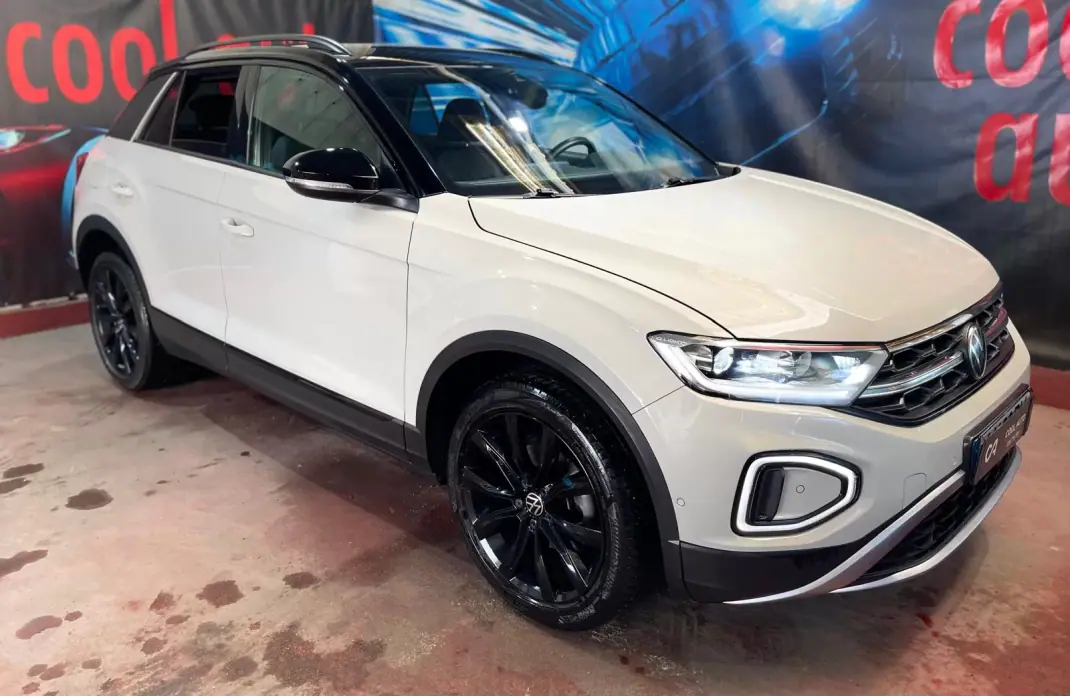Volkswagen T-Roc 2023 - 21100 EUR, 51000 km - AUTO.MOTO.pt - 51000km - foto 9 de 49