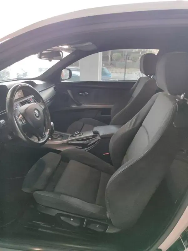 BMW 320 2012 - 18650 EUR, 179300 km - AUTO.MOTO.pt - 179300km - foto 13 de 35