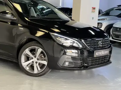 Peugeot 308 2019 - 10990 EUR, 130000 km - 130000km - foto 23 de 38