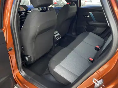 Citroën e-C4 2023 - 19950 EUR, 36542 km - AUTO.MOTO.pt - 36542km - foto 13 de 33