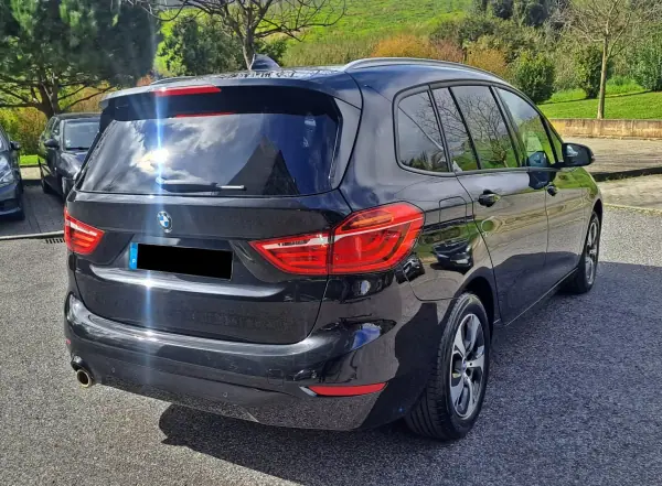BMW 216 Gran Tourer 2019 - 16500 EUR, 100000 km - AUTO.MOTO.pt - 100000km - foto 7 de 27