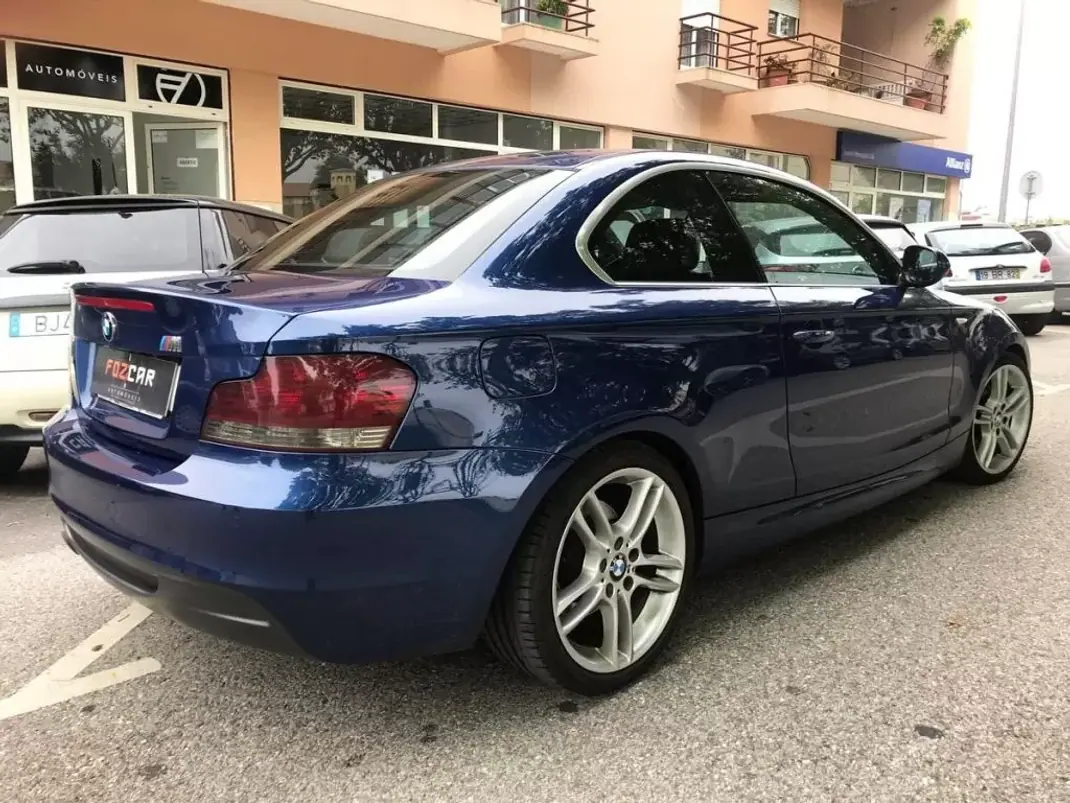 BMW 120 2010 - 16950 EUR, 96781 km - AUTO.MOTO.pt - 96781km - foto 4 de 10