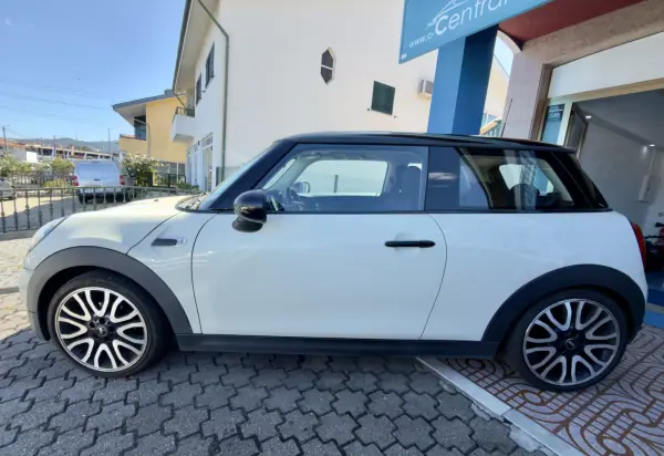 MINI Cooper 2016 - 12950 EUR, 123000 km - 123000km - foto 6 de 27
