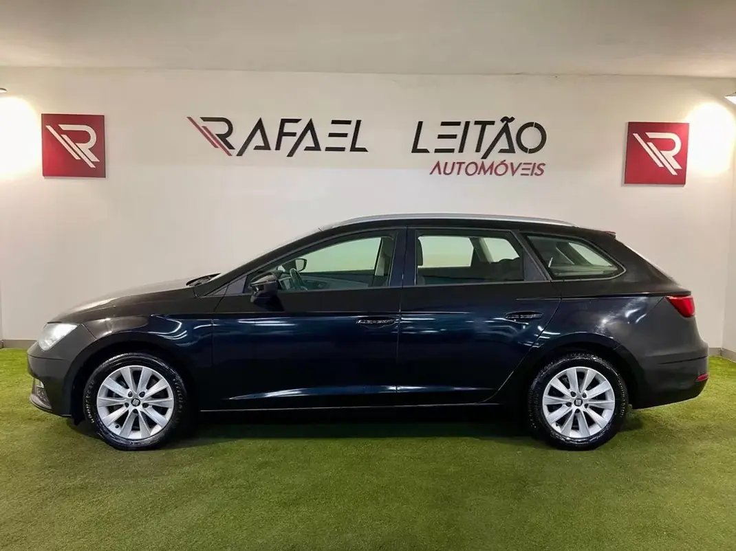 SEAT Leon ST 2019 - 11450 EUR, 182000 km - AUTO.MOTO.pt - 182000km - foto 9 de 34